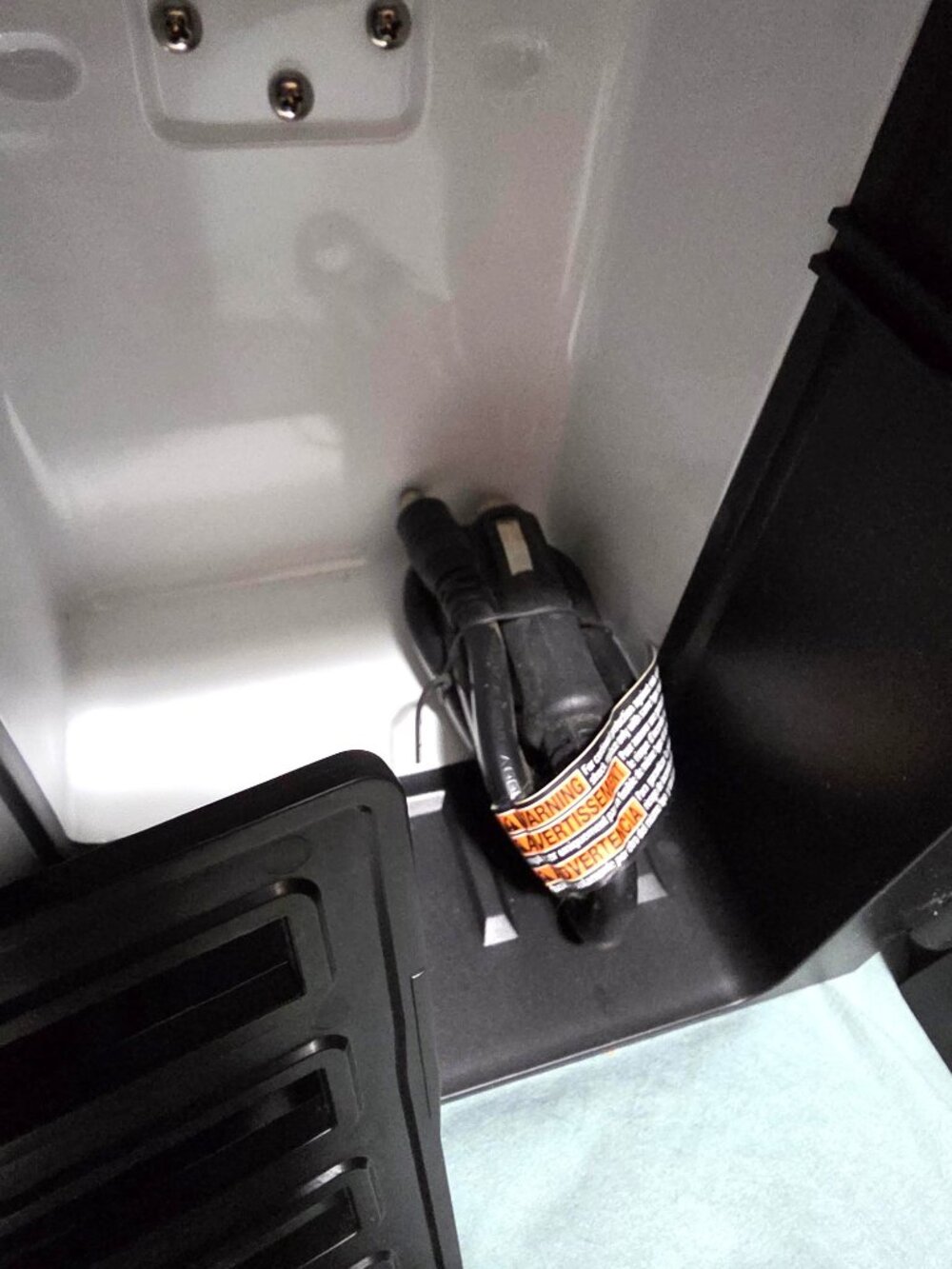 iLIVE Cooler Pro - NWOT - Picture 3 of 5